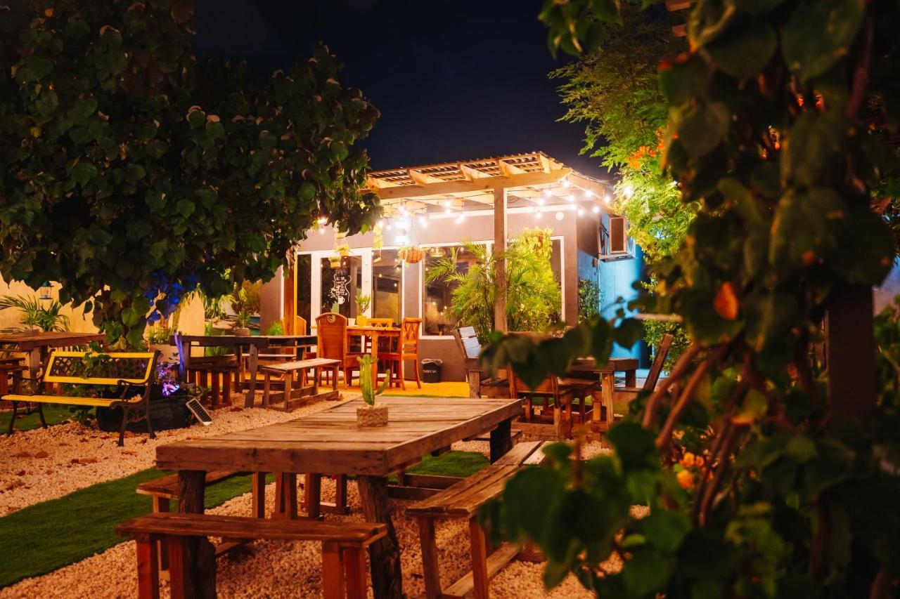 Hotel Rh Boutique Aruba Oranjestad Esterno foto